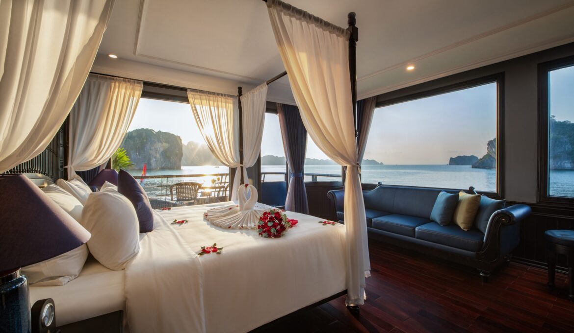 Honeymoon Room
