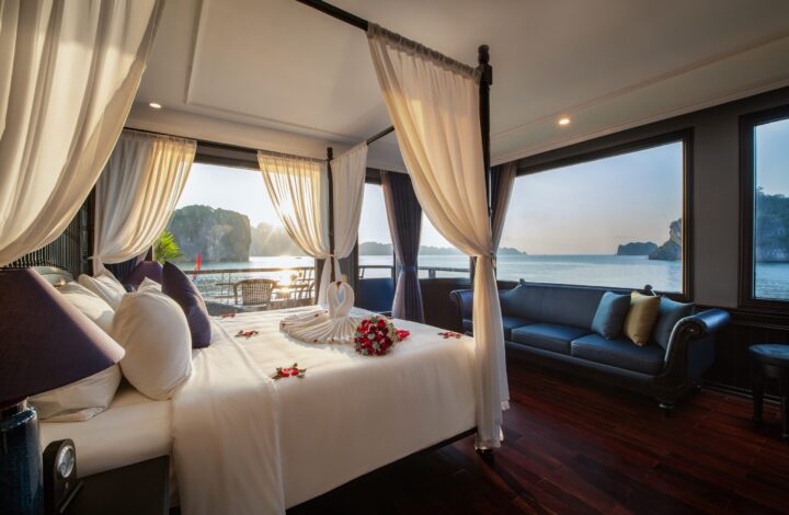 Honeymoon Room